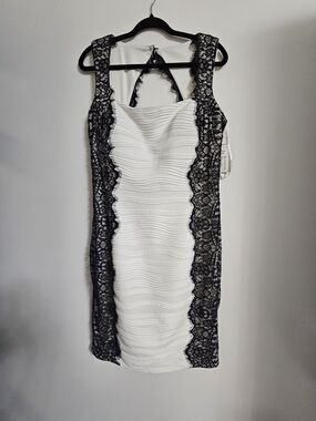 Frank Lyman Design White Dress with Black Lace Side Panels - Midi Sleeveless